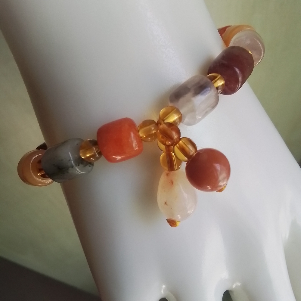 Golden silk jade bracelet